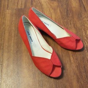 Steve Madden red wedges